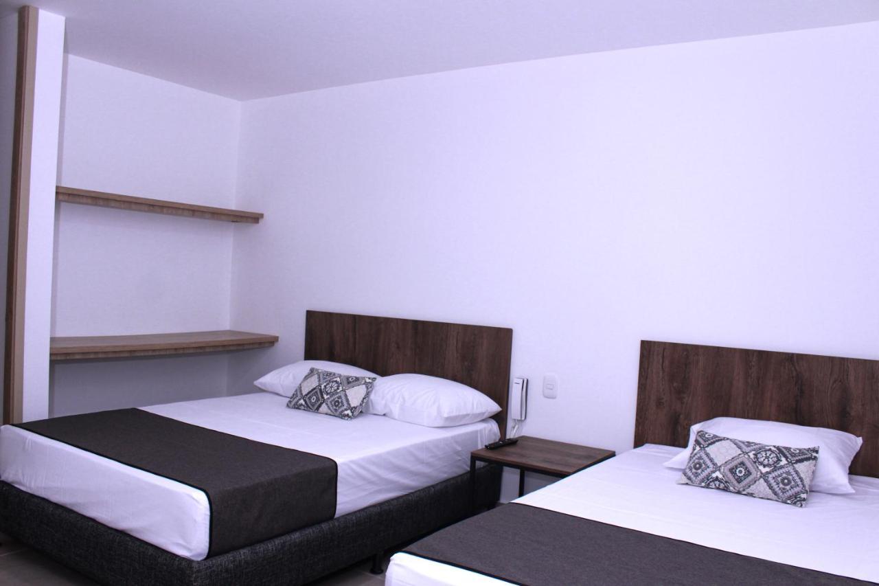 Ayenda Hotel Mm Pereira Exterior photo